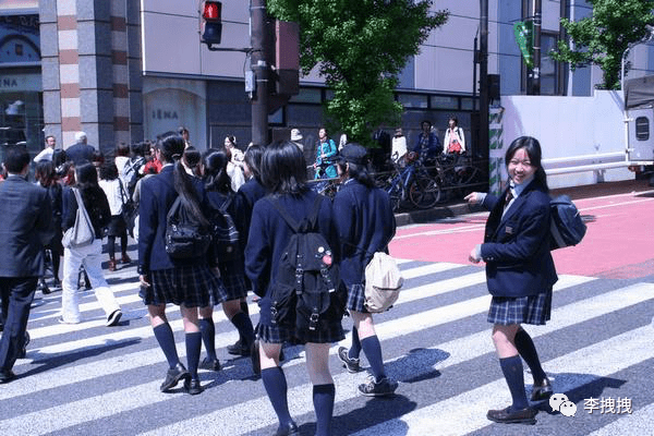 涨知识：日本女生四季光腿不冷吗？插图28